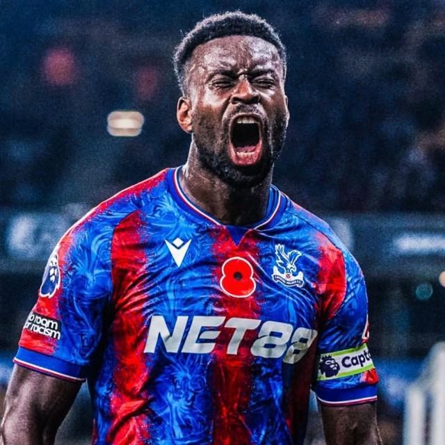 曼城3000万英镑报价合同年格伊